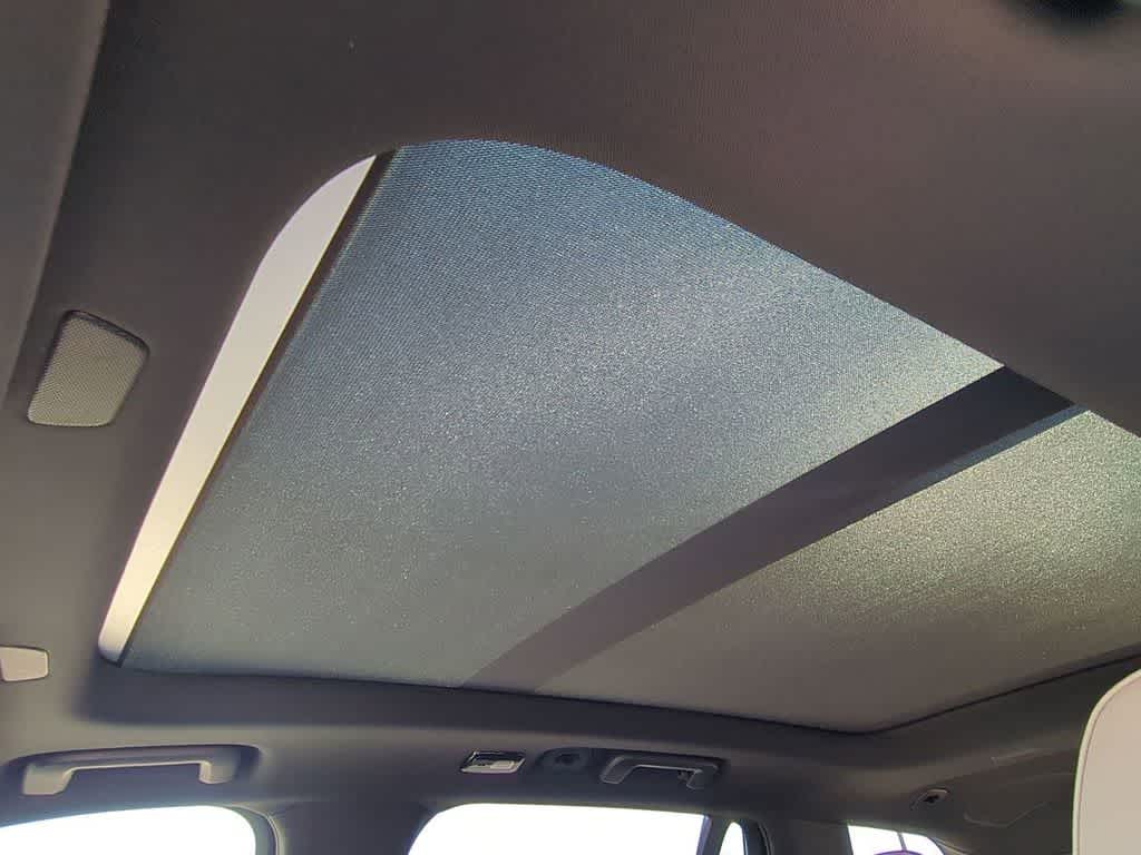 Thumbnail: 2026 Volvo XC90 - 17