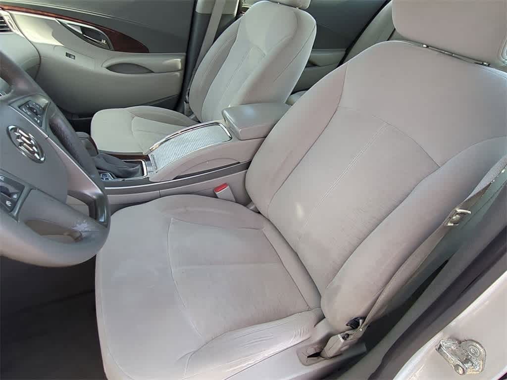 Thumbnail: 2011 Buick LaCrosse - 14