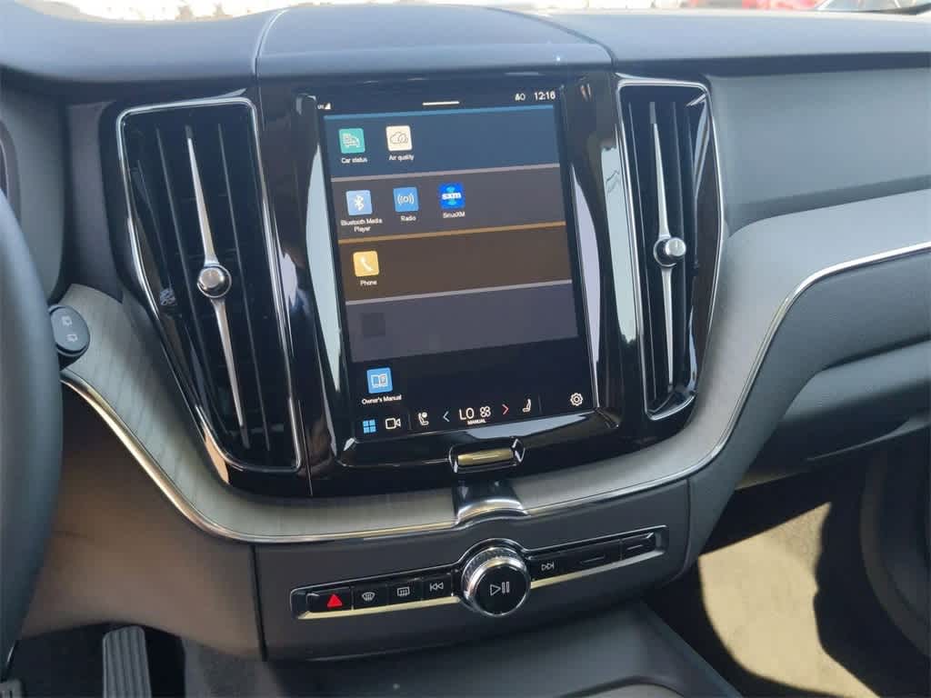 Thumbnail: 2025 Volvo XC60 - 21