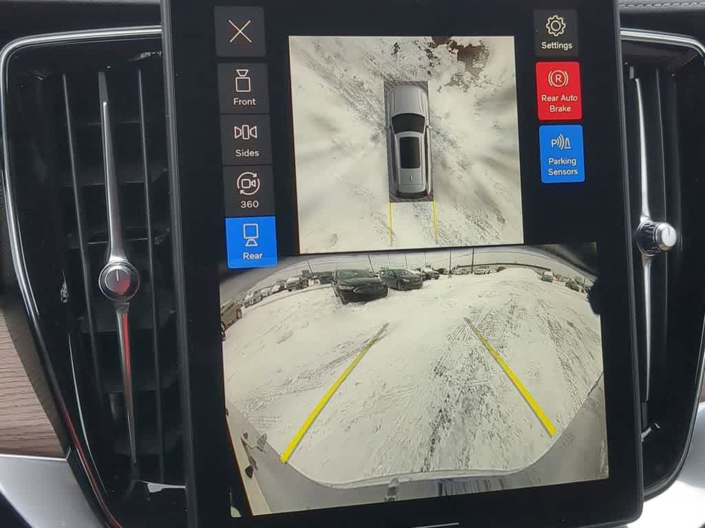 Thumbnail: 2026 Volvo XC90 - 28