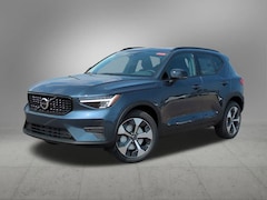 2026 Volvo XC40 B5 Core I-4 cyl AWD
