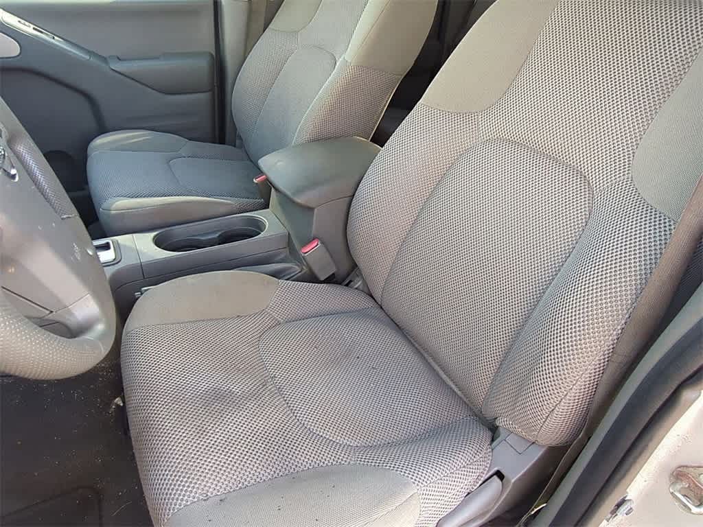 Thumbnail: 2018 Nissan Frontier - 14