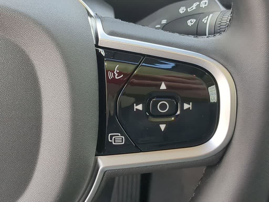 Thumbnail: 2026 Volvo XC90 - 23