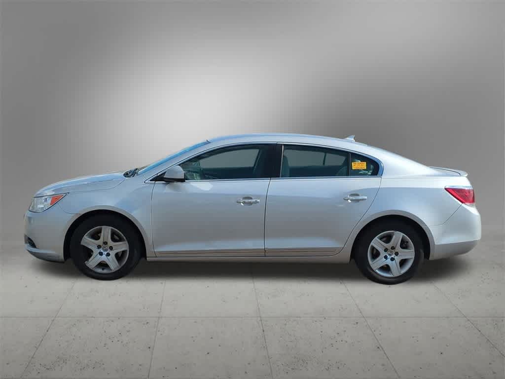 Thumbnail: 2011 Buick LaCrosse - 3