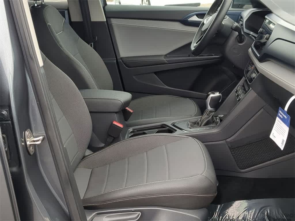 Thumbnail: 2024 Volkswagen Taos - 20