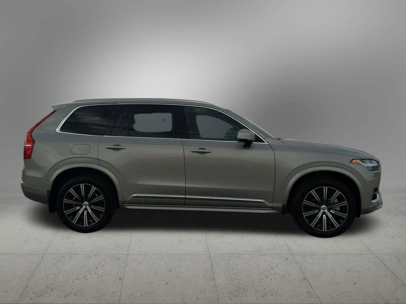 2024 Volvo XC90 B6 Plus 7