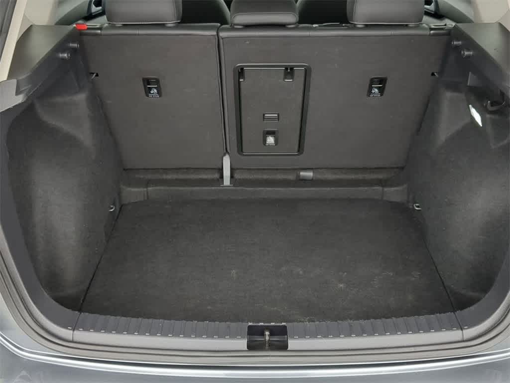 Thumbnail: 2024 Volkswagen Taos - 31