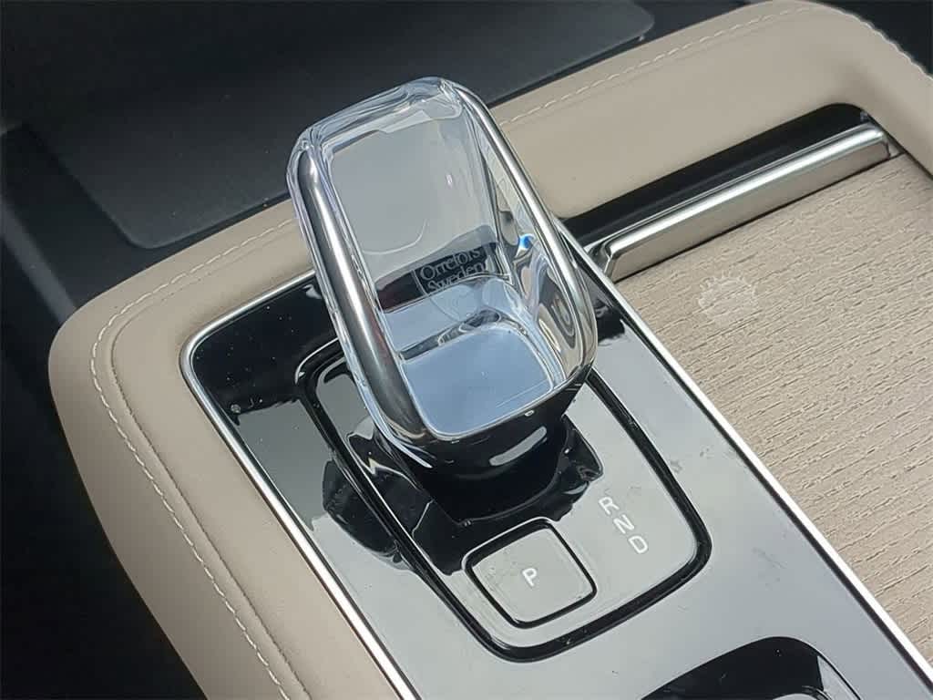 Thumbnail: 2026 Volvo XC90 - 30