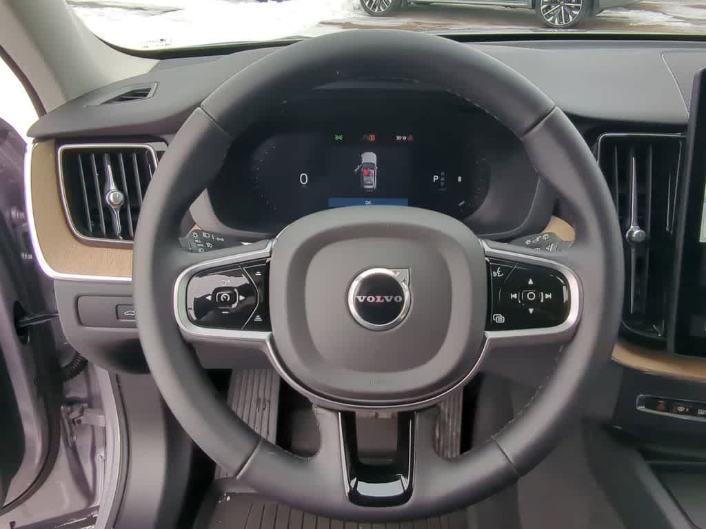 Thumbnail: 2026 Volvo XC60 - 21