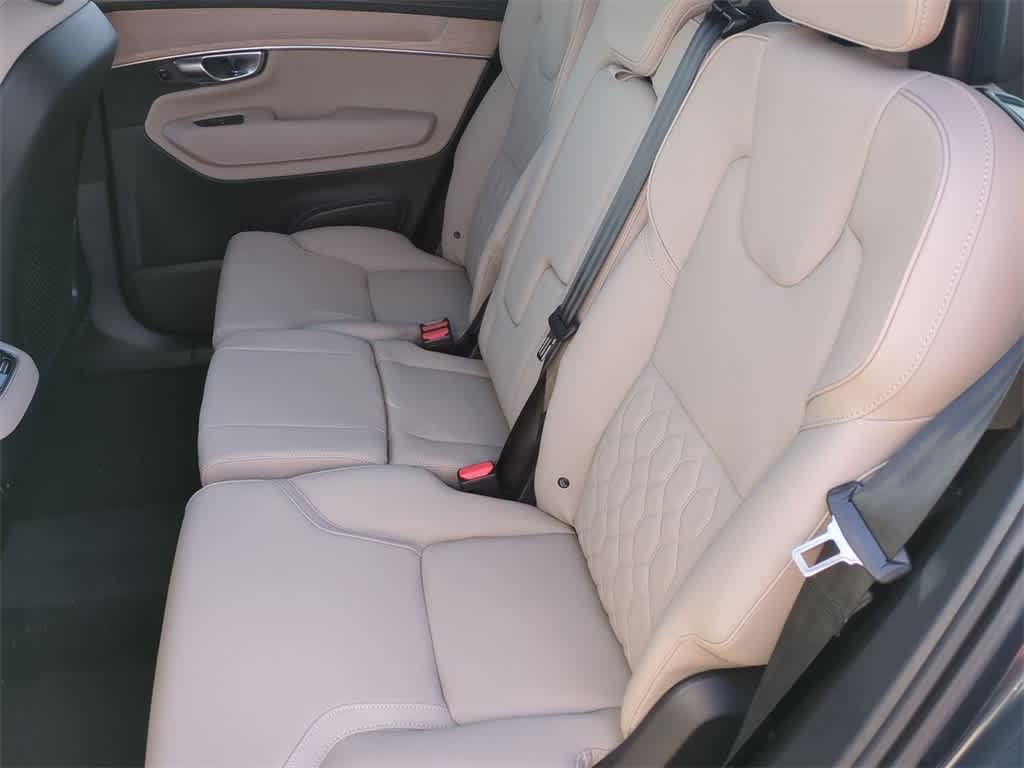 Thumbnail: 2026 Volvo XC90 - 18