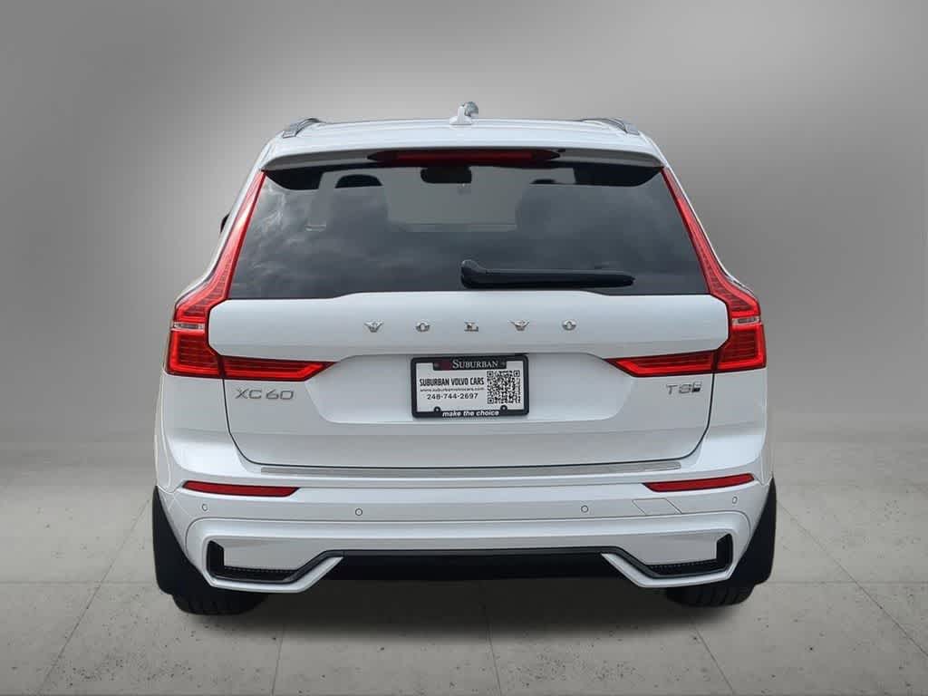 Thumbnail: 2025 Volvo XC60 - 5
