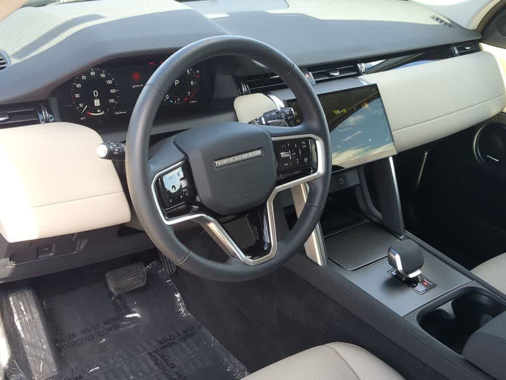 Thumbnail: 2024 Land Rover Discovery Sport - 2