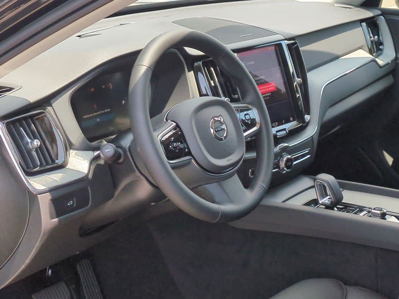 Thumbnail: 2025 Volvo XC60 - 2