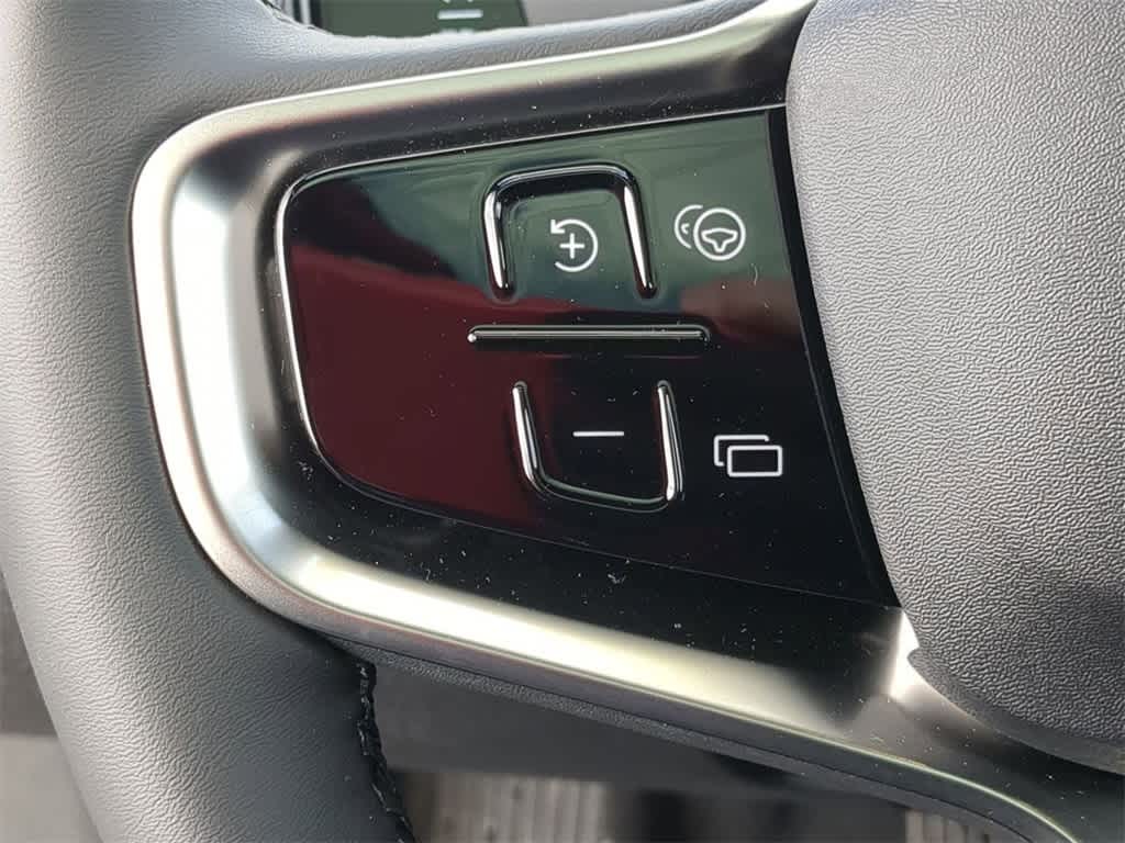 Thumbnail: 2026 Volvo EX30 - 22