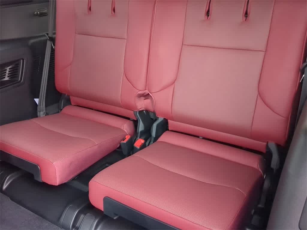 Thumbnail: 2023 Lexus GX - 20