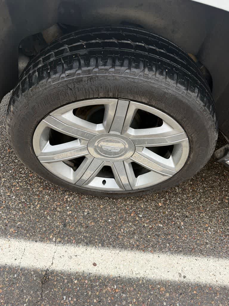 Thumbnail: 2018 Cadillac Escalade - 15