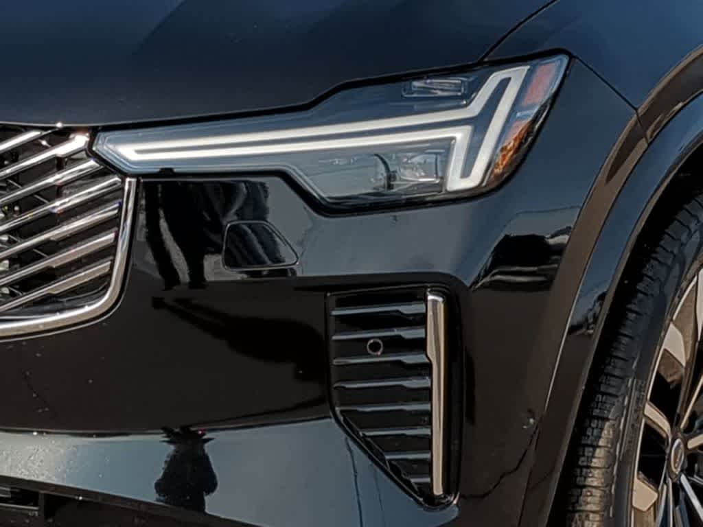 Thumbnail: 2026 Volvo XC90 - 10