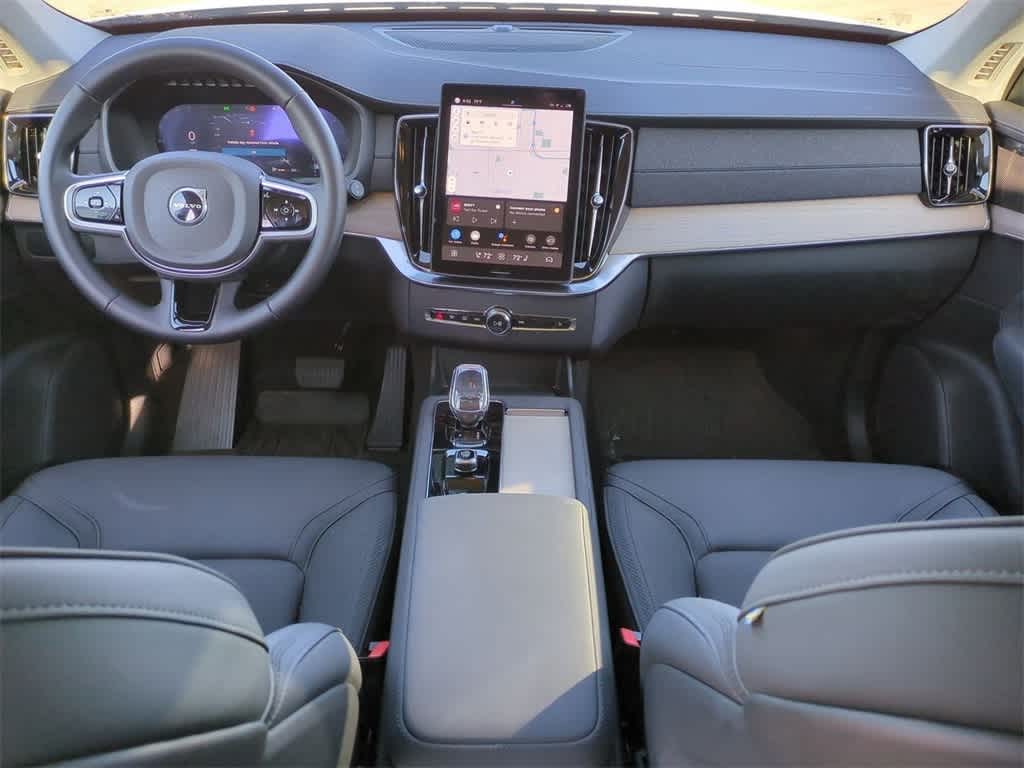 Thumbnail: 2025 Volvo XC90 - 13