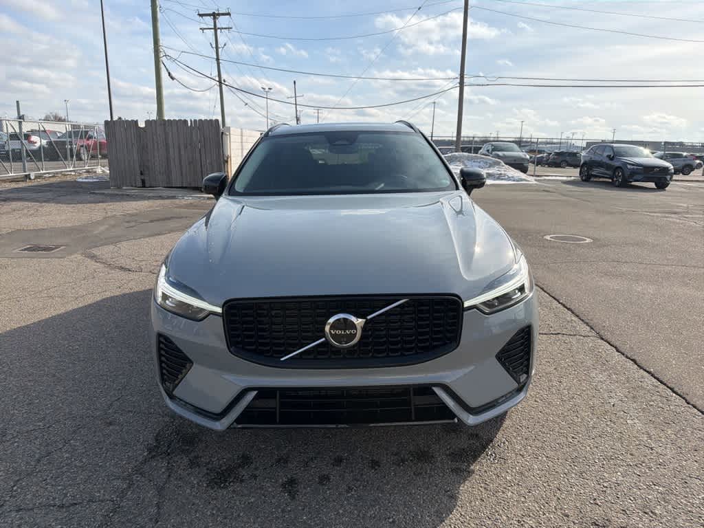 Thumbnail: 2024 Volvo XC60 - 2