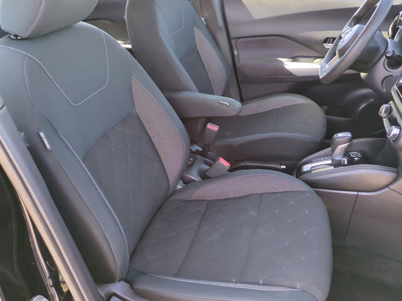Thumbnail: 2019 Nissan Kicks - 19