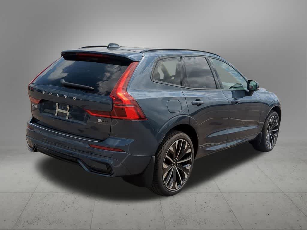 Thumbnail: 2026 Volvo XC60 - 6