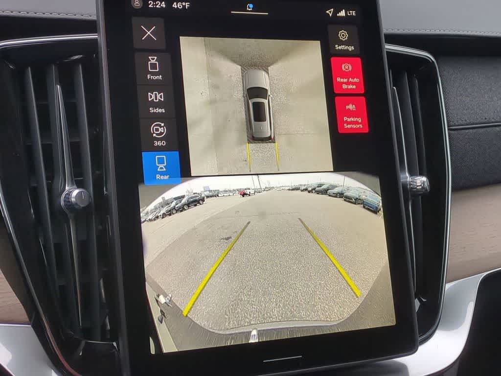 Thumbnail: 2026 Volvo XC90 - 28