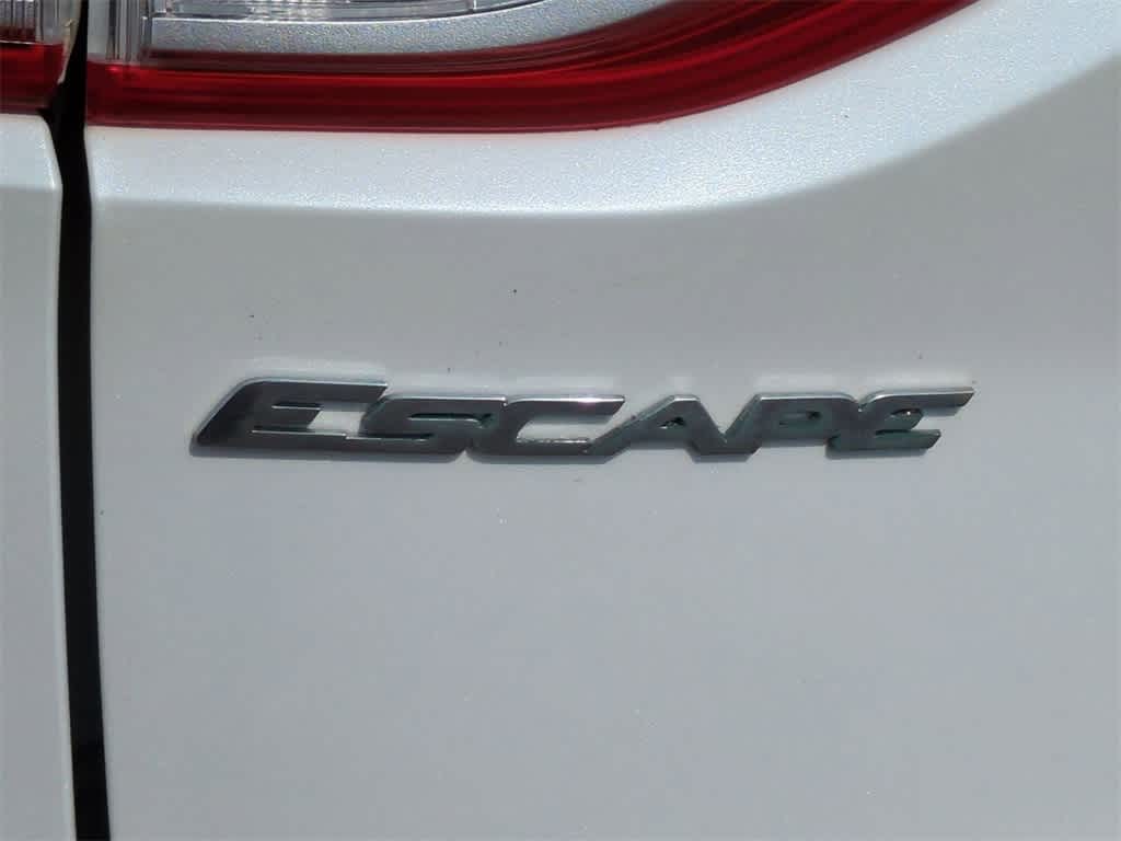 Thumbnail: 2016 Ford Escape - 12