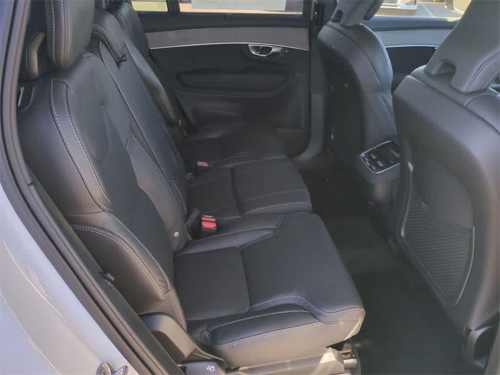 Thumbnail: 2026 Volvo XC90 - 13