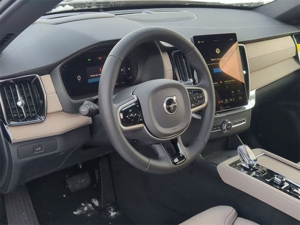 New 2026 Volvo XC90 B6 Ultra Dark Theme 7-Seater SUV