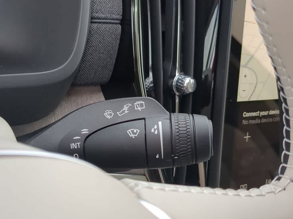 Thumbnail: 2026 Volvo XC90 - 24