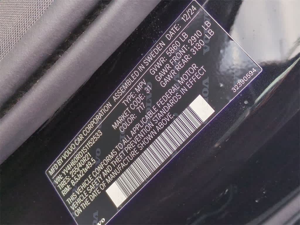 Thumbnail: 2025 Volvo XC60 - 27