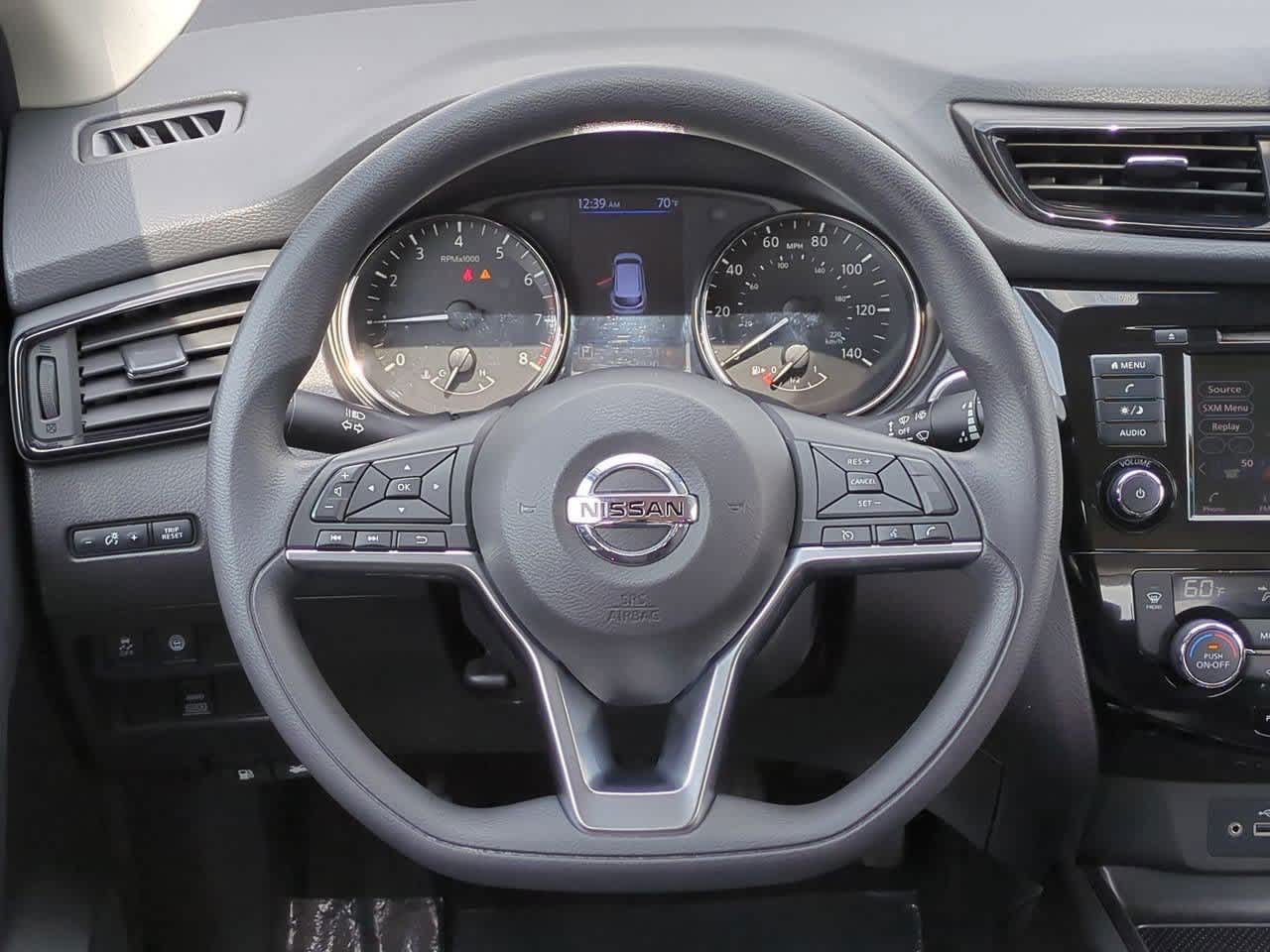 Thumbnail: 2019 Nissan Rogue Sport - 21