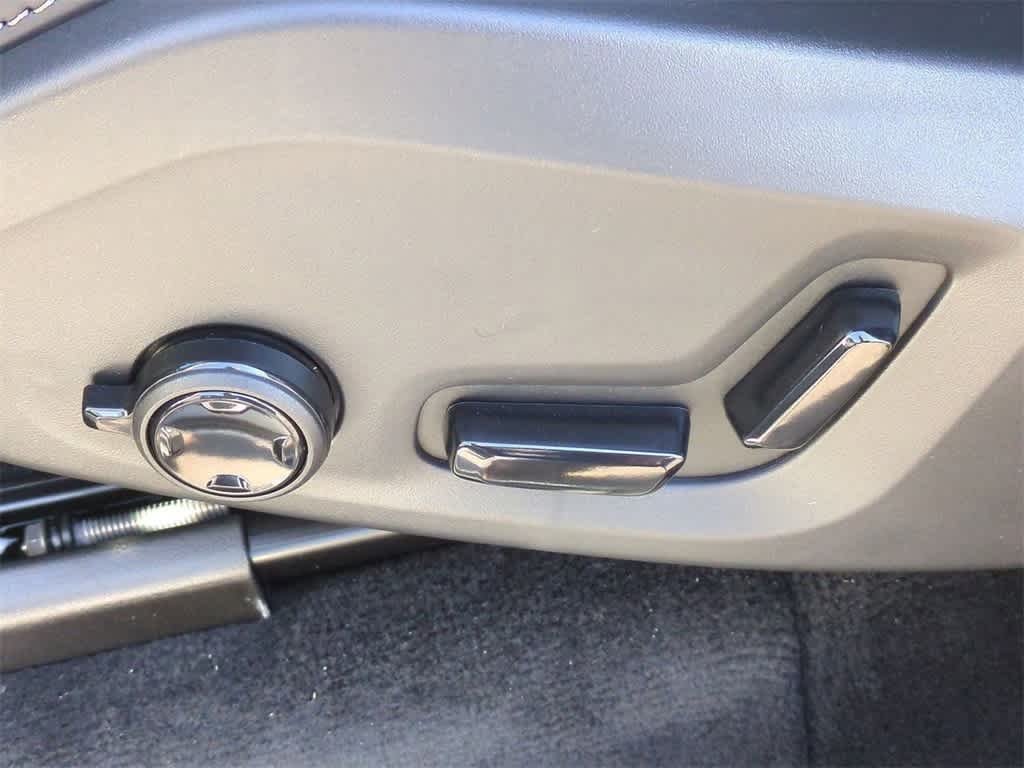 Thumbnail: 2026 Volvo XC90 - 15