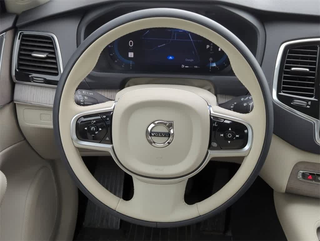 Thumbnail: 2025 Volvo XC90 - 21