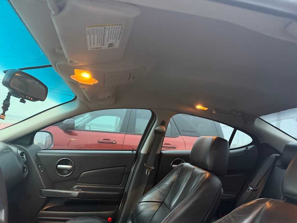 Thumbnail: 2006 Pontiac Grand Prix - 17