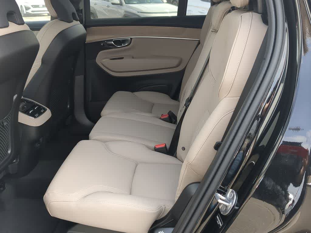 Thumbnail: 2026 Volvo XC90 - 18