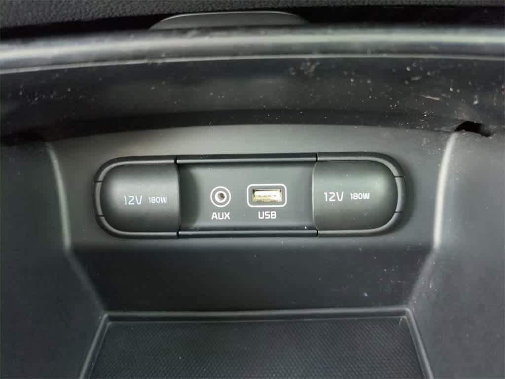 Thumbnail: 2017 Kia Sorento - 24