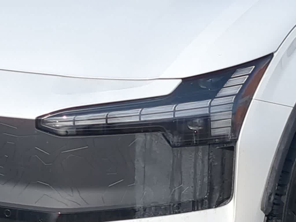 Thumbnail: 2026 Volvo EX30 - 10