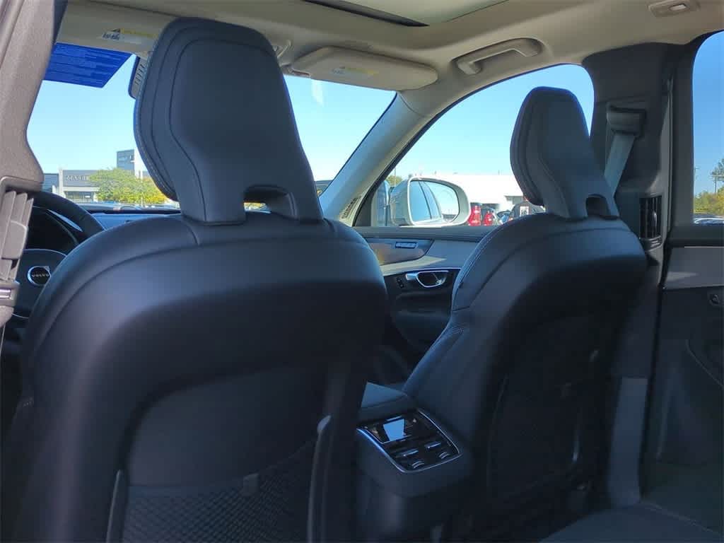 Thumbnail: 2026 Volvo XC90 - 16