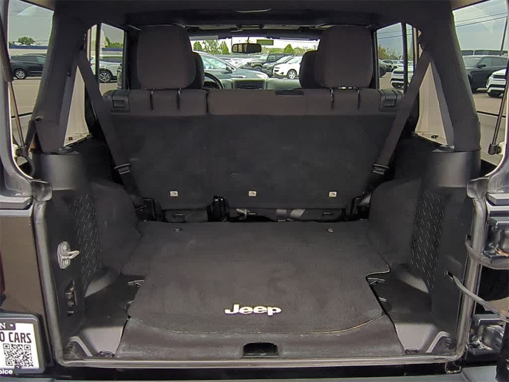 Thumbnail: 2017 Jeep Wrangler - 30