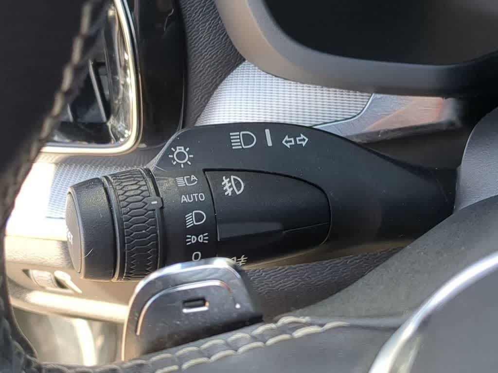 Thumbnail: 2019 Volvo S60 - 25