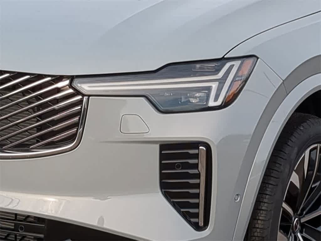 Thumbnail: 2026 Volvo XC90 - 10