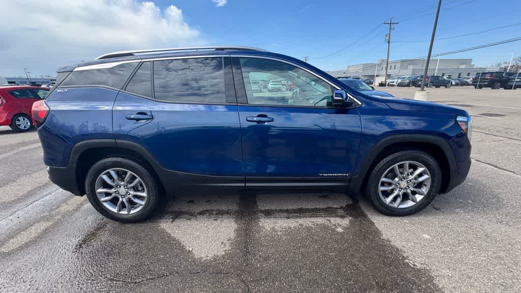 Thumbnail: 2022 GMC Terrain - 4