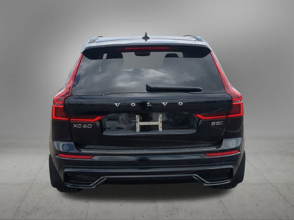 Thumbnail: 2026 Volvo XC60 - 5