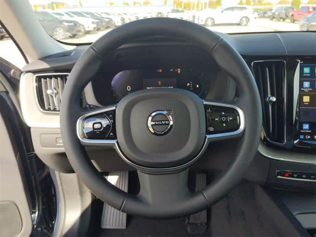 Thumbnail: 2025 Volvo XC60 - 20