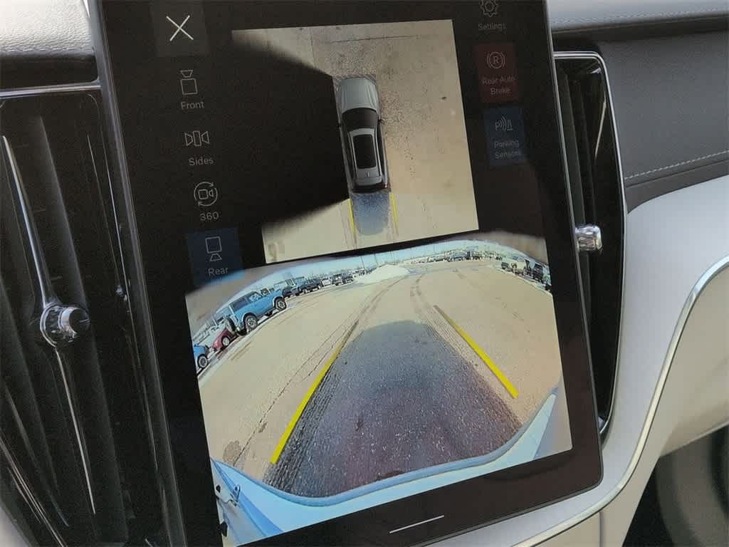 Thumbnail: 2026 Volvo XC60 - 29