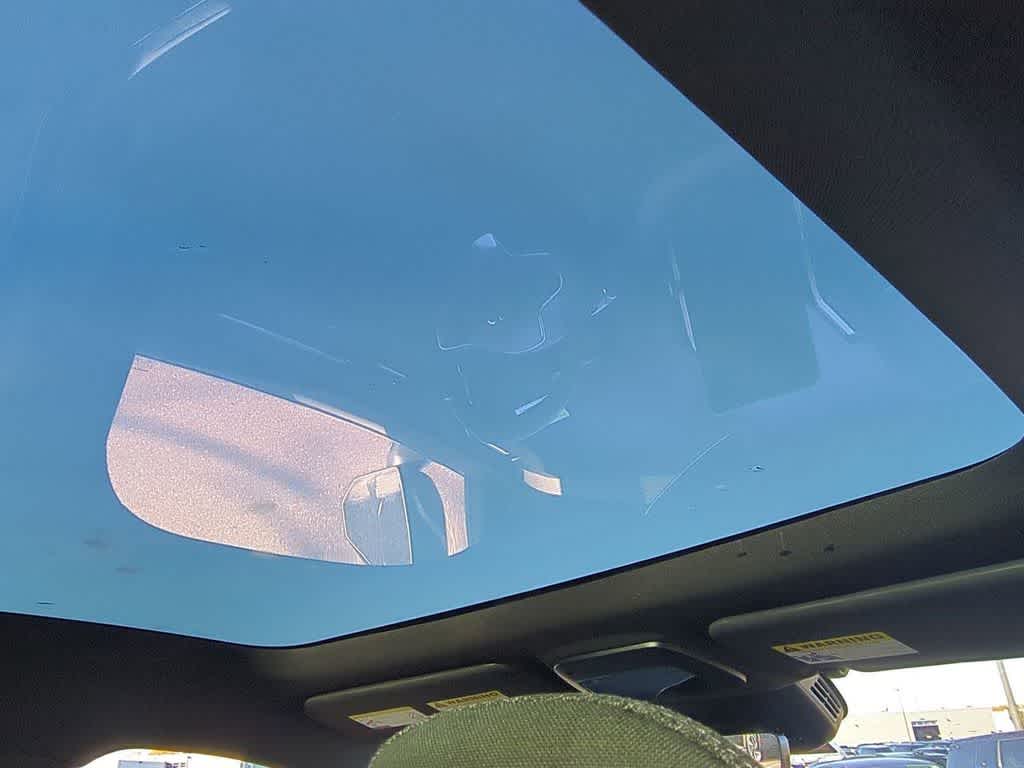 Thumbnail: 2025 Volvo EX30 - 20