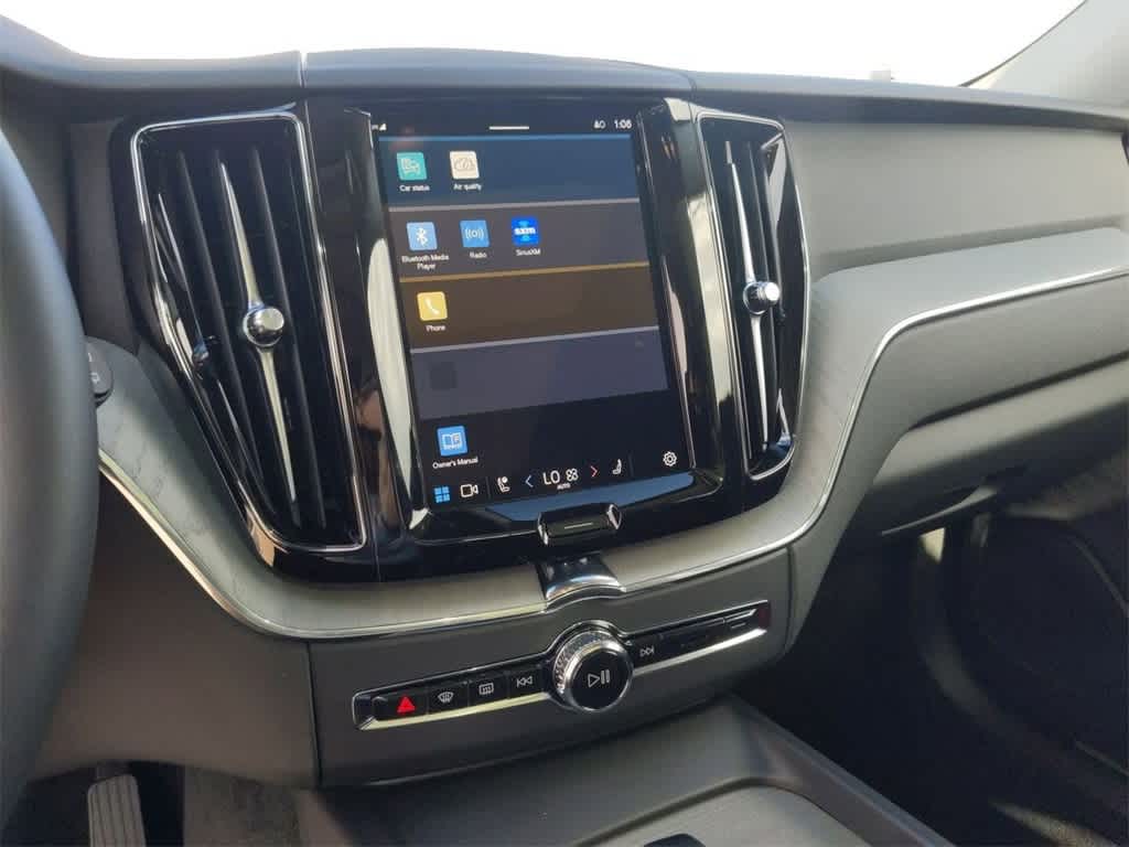 Thumbnail: 2025 Volvo XC60 - 21