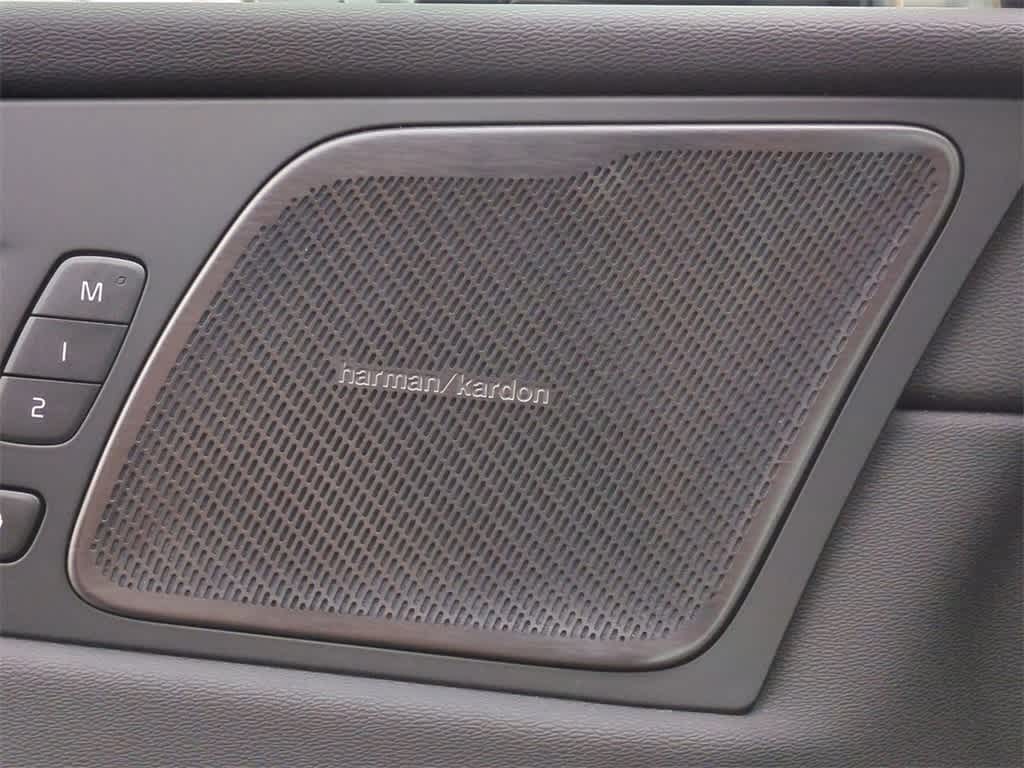 Thumbnail: 2026 Volvo XC60 - 30