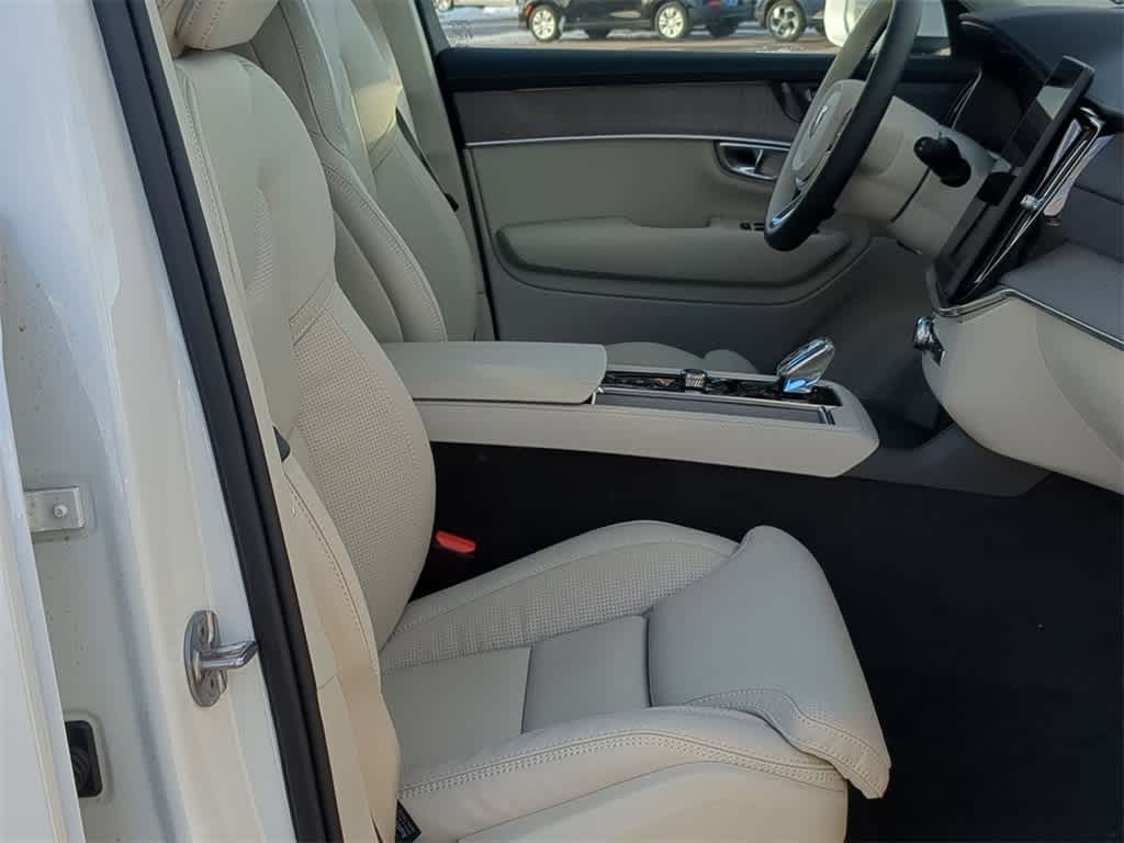 Thumbnail: 2026 Volvo XC90 - 20